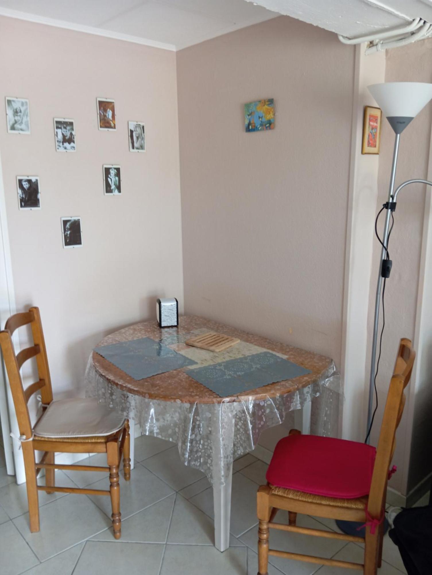 La Salamandre De Chazelles 16住宿加早餐旅馆 外观 照片